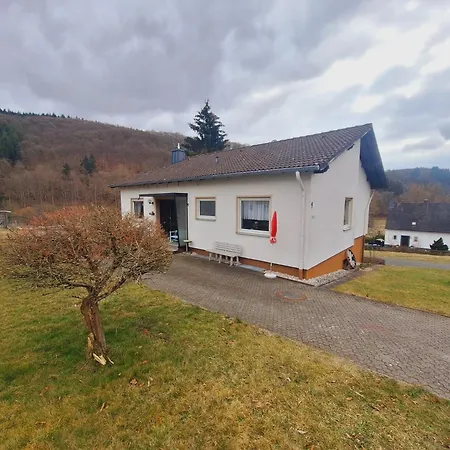 Charmante, Familienfreundliche Im Herzen Der Vulkaneifel דירה *