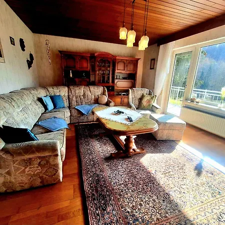 Charmante, Familienfreundliche Im Herzen Der Vulkaneifel * Niederstadtfeld