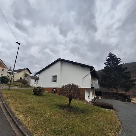 Charmante, Familienfreundliche Im Herzen Der Vulkaneifel *