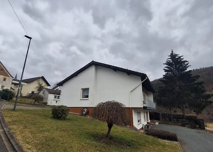 Charmante, Familienfreundliche Im Herzen Der Vulkaneifel *